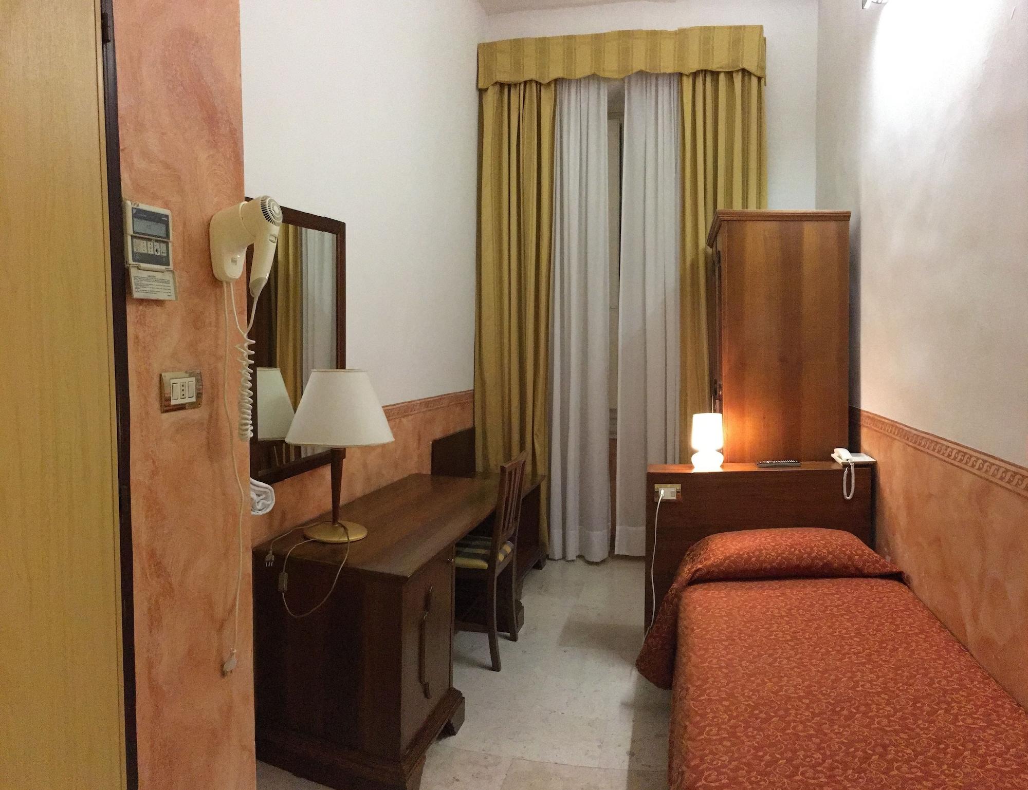 Hotel Olimpia Florence Ngoại thất bức ảnh