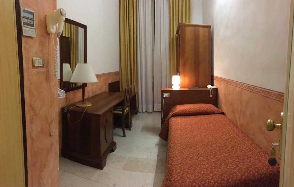 Hotel Olimpia Florence Ngoại thất bức ảnh